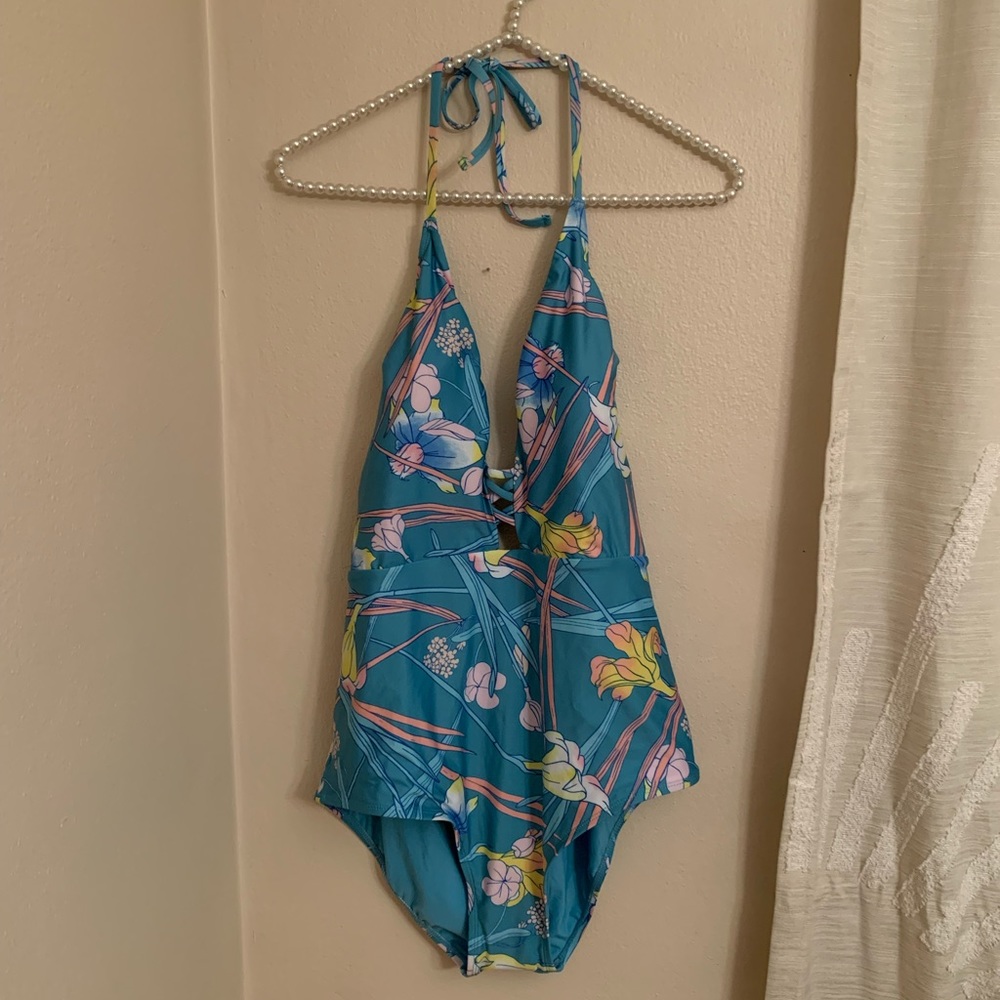 ModCloth Blue Floral Pamela Halter Swimsuit Size XL NWOT